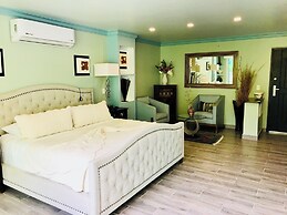 Beach Frontage Armonia Villa With Stunning Views