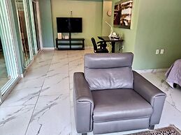 Beach Frontage Armonia Villa With Stunning Views