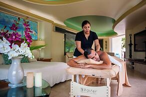 Beach Frontage Armonia Villa With Stunning Views