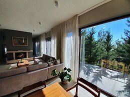 Olympos Mountain Lodge