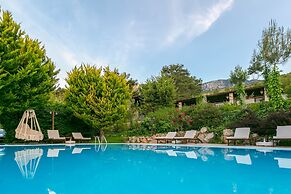 Olympos Mountain Lodge