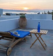 Beach House With Seaview