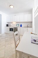 Beach House With Seaview