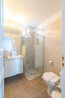 Beach House With Seaview