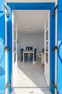 Beach House With Seaview