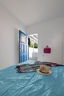 Beach House With Seaview