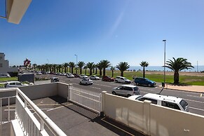 First Floor Apartment With Beautiful sea View