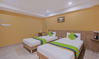 Treebo Fourth Avenue