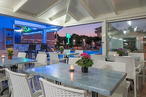 Alamis Hotel & Apartments