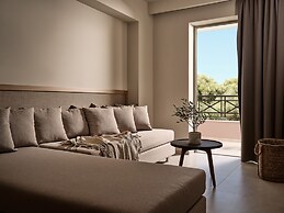 Alamis Hotel & Apartments