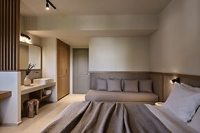 Alamis Hotel & Apartments