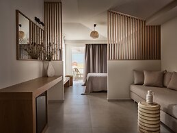 Alamis Hotel & Apartments