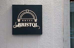 Hotel Bristol