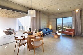 Minthis Resort