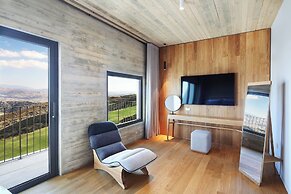 Minthis Resort