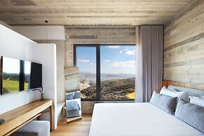 Minthis Resort