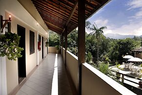 Pousada Flor De Penedo