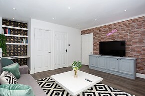 Hamlet Mews by Sorted Stay