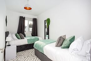 Hamlet Mews by Sorted Stay