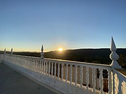 Pousada Maria Monteiro