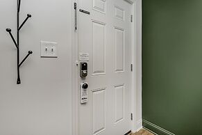 The Neighborhood Hotel - Grand Beach