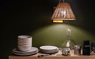 The Neighborhood Hotel - Grand Beach