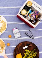 The Neighborhood Hotel - Grand Beach