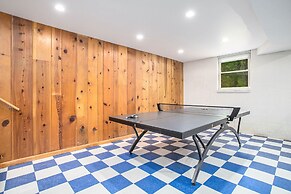 The Neighborhood Hotel - Grand Beach