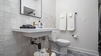 The Neighborhood Hotel - Grand Beach