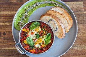 Parkes International Motor Inn