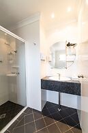 Parkes International Motor Inn