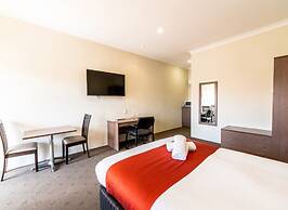 Parkes International Motor Inn