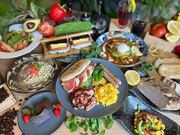 hotel androoms Naha Port