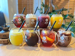 hotel androoms Naha Port