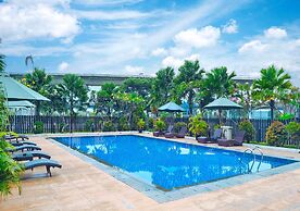 Le Premier Hotel Kota Deltamas