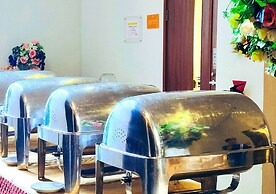 Le Premier Hotel Kota Deltamas