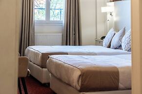 HOTEL ROYAL