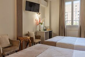 HOTEL ROYAL
