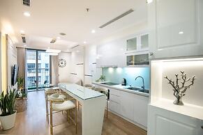Canh Apartment in Vinhome Skylake