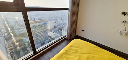 Canh Apartment in Vinhome Skylake