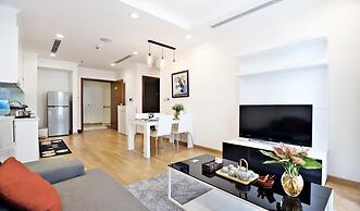 Canh Apartment in Vinhome Skylake