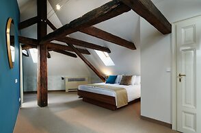 Golden Angel Suites by Adrez Living