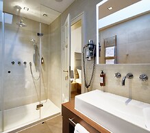 Golden Angel Suites by Adrez Living