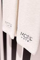 Motif Hotel