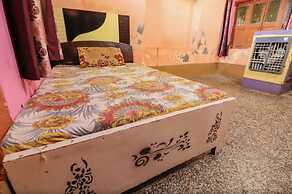 Goroomgo Laxmi Bhawan Dharamshala Mathura