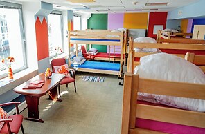 Hostel Szafarnia 10 Bed&Breakfast