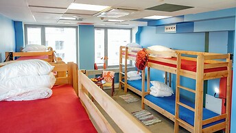 Hostel Szafarnia 10 Bed&Breakfast
