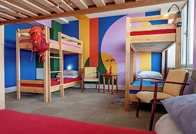 Hostel Szafarnia 10 Bed&Breakfast