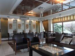 Prigipikon Suites & Lofts