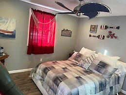 Cardinal Road 3 Bedroom Home by RedAwning